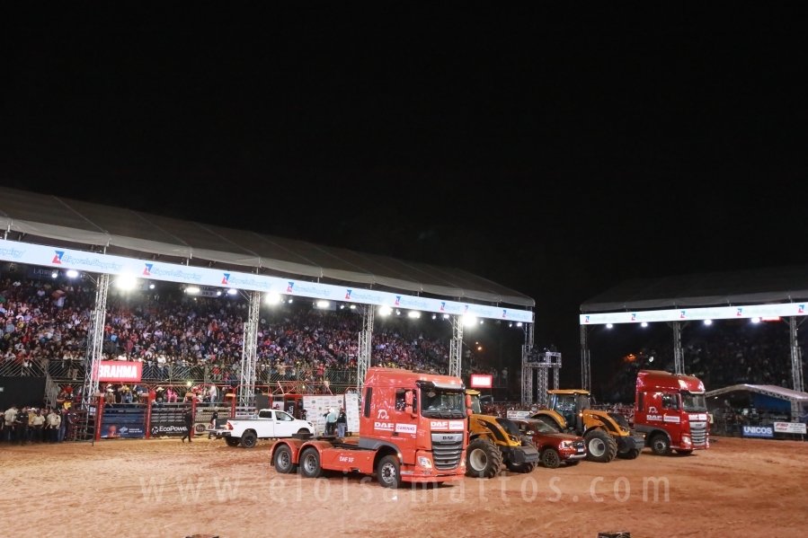 RIO PRETO COUNTRY BULLS REGISTRA RECORD DE PÚBLICO NA EDIÇÃO ESPECIAL DE 25 ANOS - Eloisa Mattos