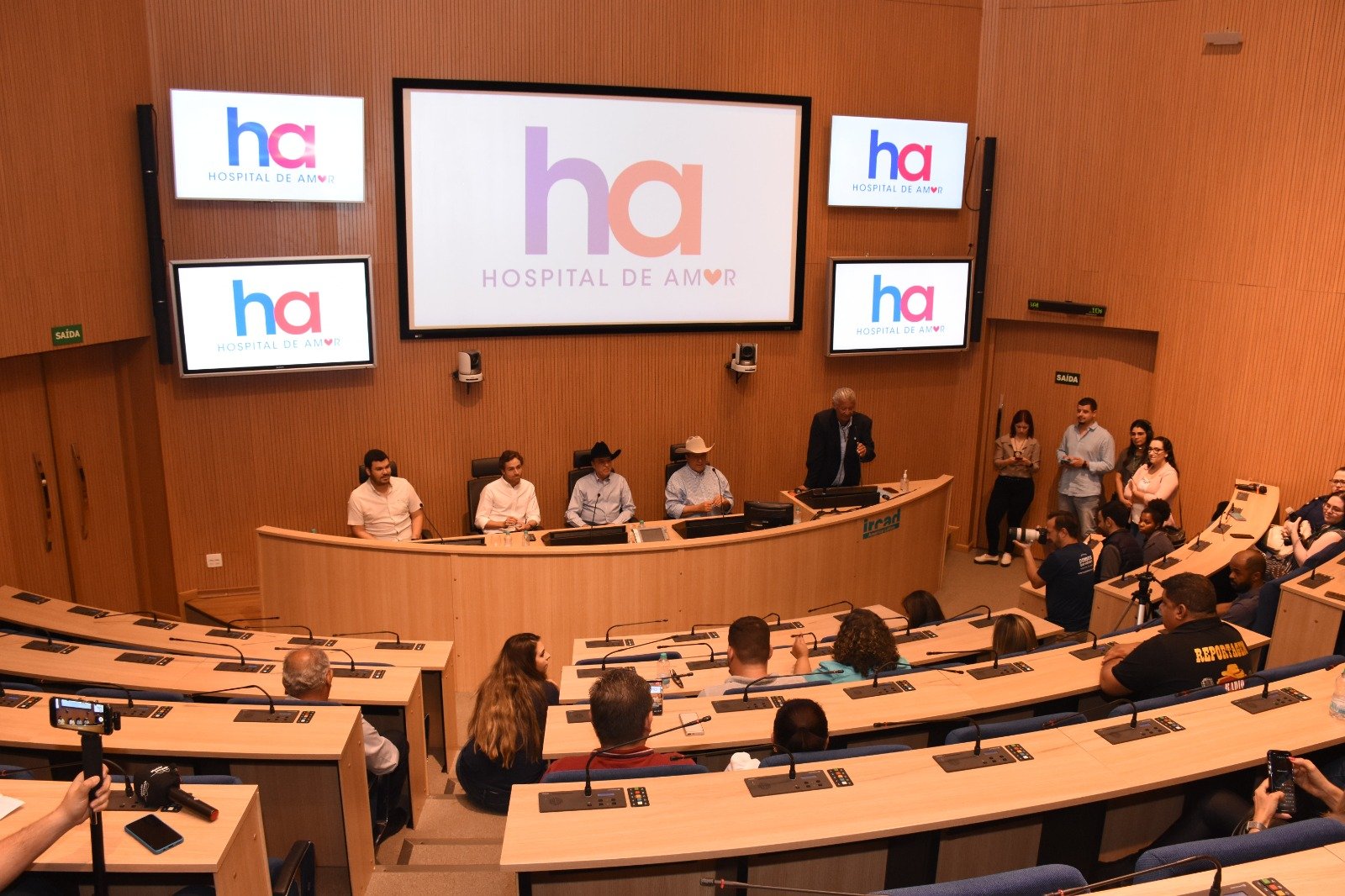 FESTA DO PEÃO E HOSPITAL DE AMOR LANÇAM “DESAFIOS ARTISTAS DO BEM” EM PROL DA INSTITUIÇÃO