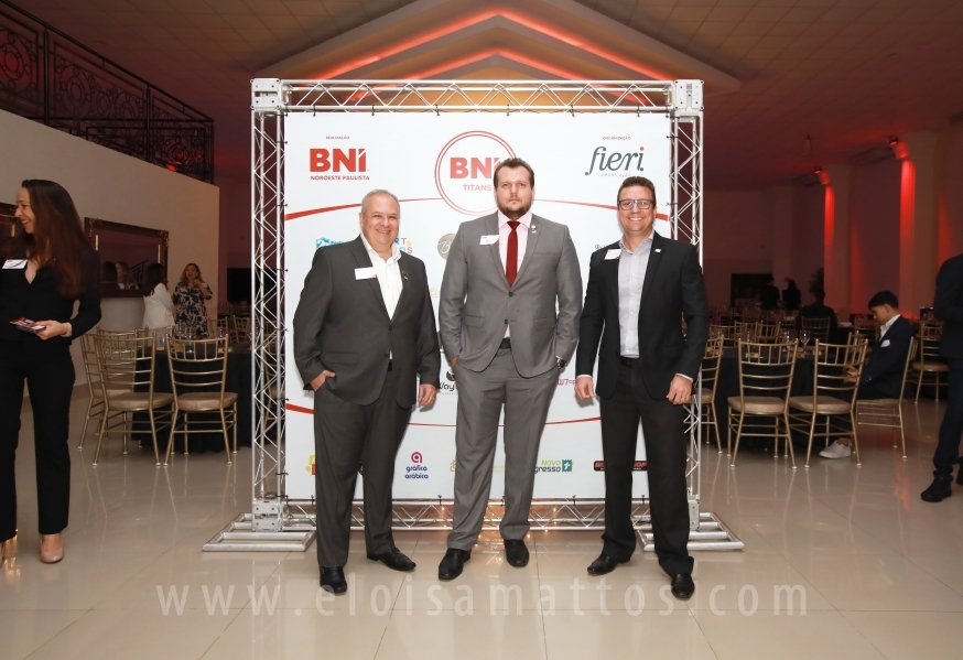 BNI NOROESTE PAULISTA LANÇA A PRIMEIRA EQUIPE NOTURNA DE SÃO JOSÉ DO RIO PRETO –  BNI TITANS - Eloisa Mattos