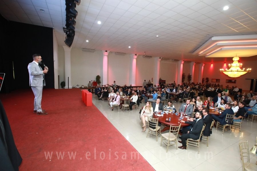 BNI NOROESTE PAULISTA LANÇA A PRIMEIRA EQUIPE NOTURNA DE SÃO JOSÉ DO RIO PRETO –  BNI TITANS - Eloisa Mattos