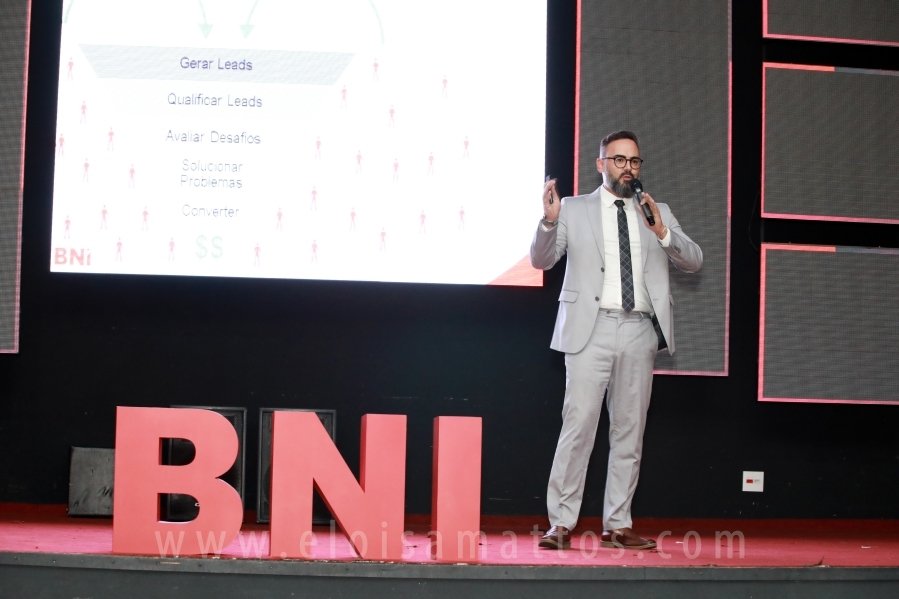 BNI NOROESTE PAULISTA LANÇA A PRIMEIRA EQUIPE NOTURNA DE SÃO JOSÉ DO RIO PRETO –  BNI TITANS - Eloisa Mattos