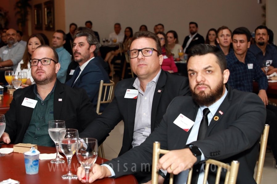 BNI NOROESTE PAULISTA LANÇA A PRIMEIRA EQUIPE NOTURNA DE SÃO JOSÉ DO RIO PRETO –  BNI TITANS - Eloisa Mattos