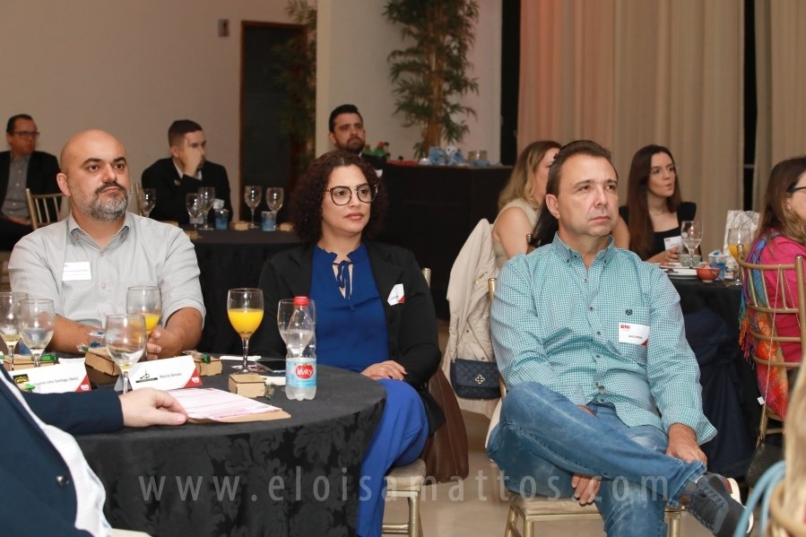 BNI NOROESTE PAULISTA LANÇA A PRIMEIRA EQUIPE NOTURNA DE SÃO JOSÉ DO RIO PRETO –  BNI TITANS - Eloisa Mattos