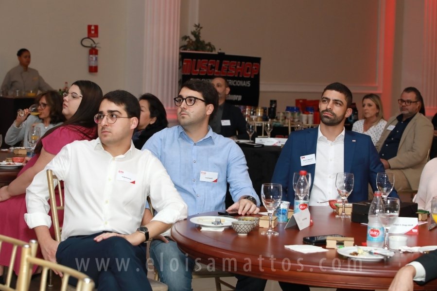 BNI NOROESTE PAULISTA LANÇA A PRIMEIRA EQUIPE NOTURNA DE SÃO JOSÉ DO RIO PRETO –  BNI TITANS - Eloisa Mattos