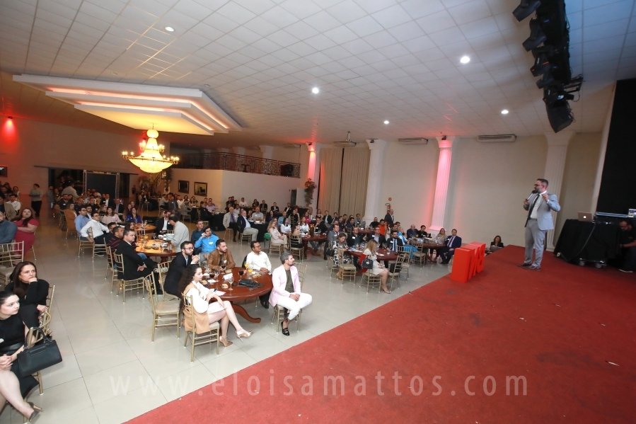 BNI NOROESTE PAULISTA LANÇA A PRIMEIRA EQUIPE NOTURNA DE SÃO JOSÉ DO RIO PRETO –  BNI TITANS - Eloisa Mattos