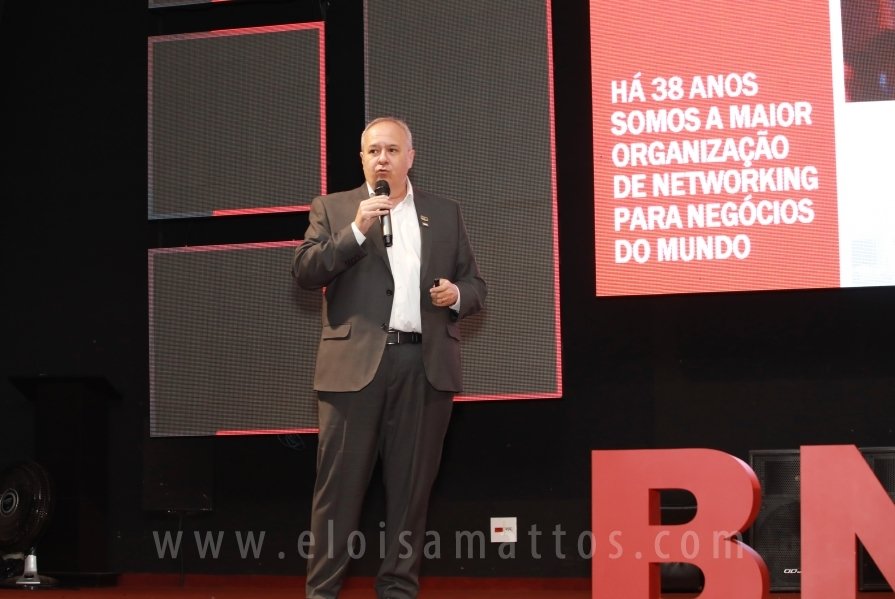 BNI NOROESTE PAULISTA LANÇA A PRIMEIRA EQUIPE NOTURNA DE SÃO JOSÉ DO RIO PRETO –  BNI TITANS - Eloisa Mattos