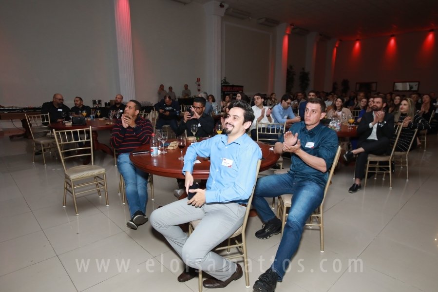 BNI NOROESTE PAULISTA LANÇA A PRIMEIRA EQUIPE NOTURNA DE SÃO JOSÉ DO RIO PRETO –  BNI TITANS - Eloisa Mattos
