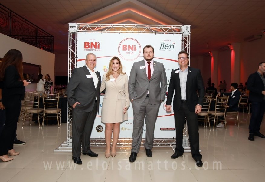 BNI NOROESTE PAULISTA LANÇA A PRIMEIRA EQUIPE NOTURNA DE SÃO JOSÉ DO RIO PRETO –  BNI TITANS - Eloisa Mattos