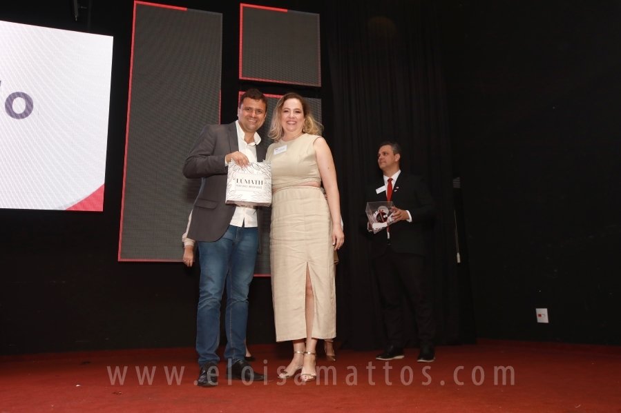 BNI NOROESTE PAULISTA LANÇA A PRIMEIRA EQUIPE NOTURNA DE SÃO JOSÉ DO RIO PRETO –  BNI TITANS - Eloisa Mattos