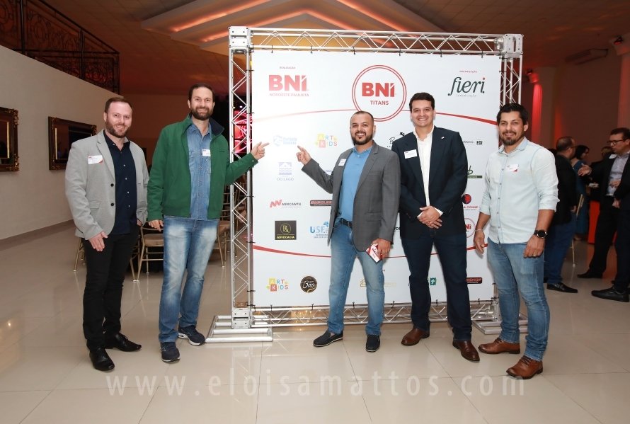 BNI NOROESTE PAULISTA LANÇA A PRIMEIRA EQUIPE NOTURNA DE SÃO JOSÉ DO RIO PRETO –  BNI TITANS - Eloisa Mattos
