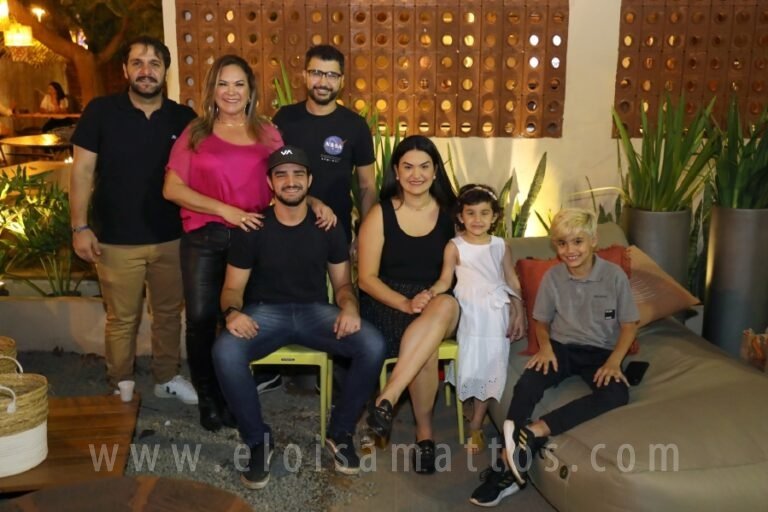 resized_eloisa-mattos—exposio-dia-dos-pais-na-arq-design_53107221302_o