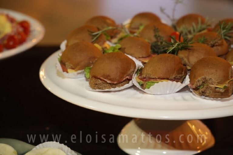 resized_eloisa-mattos—exposio-dia-dos-pais-na-arq-design_53107790141_o