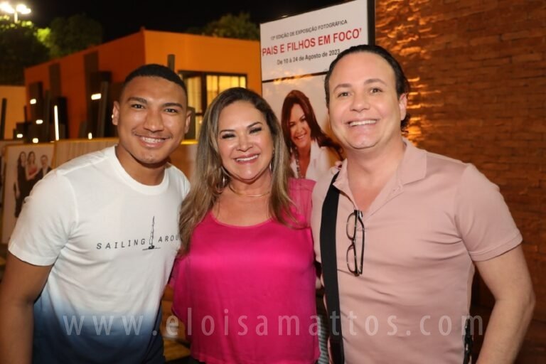 resized_eloisa-mattos—exposio-dia-dos-pais-na-arq-design_53108298758_o