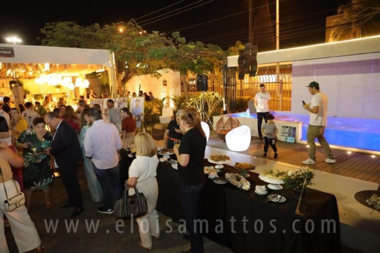 resized_eloisa-mattos—exposio-dia-dos-pais-na-arq-design_53108299188_o