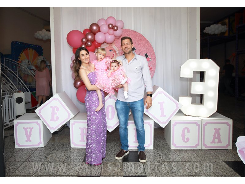ANIVERSÁRIO DE 3 ANOS DA VERÔNICA – TEMA “BARBIE” - Eloisa Mattos