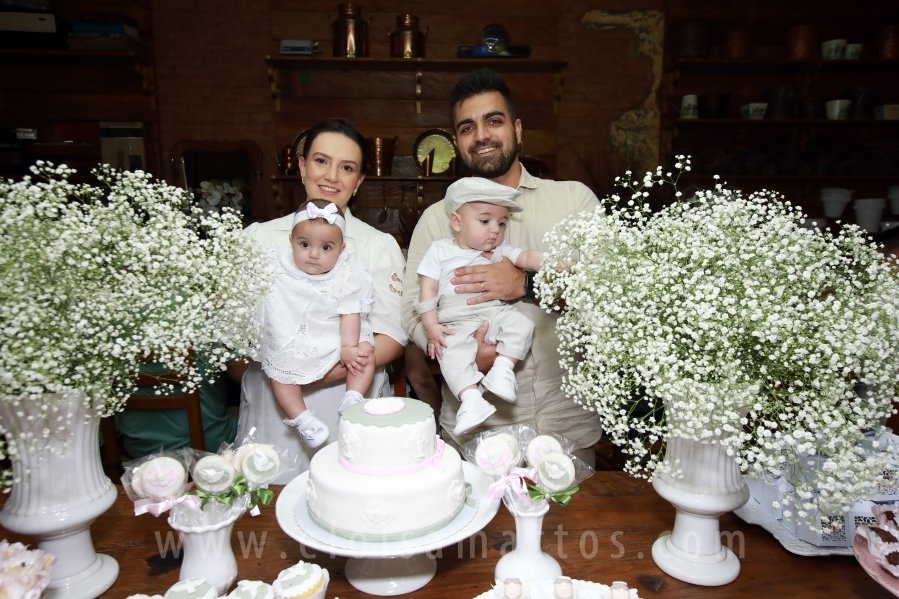 BATIZADO DOS GÊMEOS: JOSÉ MIGUEL E MARIA ALICE, COMEMORAÇÃO EM DOSE DUPLA. - Eloisa Mattos