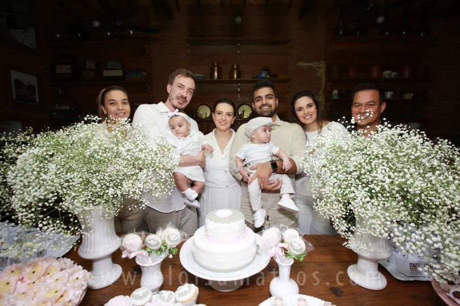 BATIZADO DOS GÊMEOS: JOSÉ MIGUEL E MARIA ALICE, COMEMORAÇÃO EM DOSE DUPLA. - Eloisa Mattos