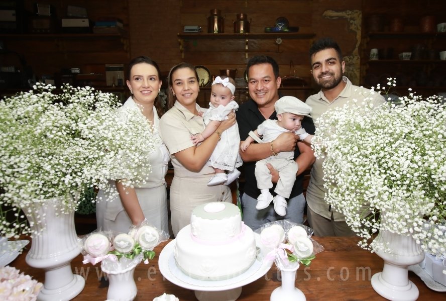 BATIZADO DOS GÊMEOS: JOSÉ MIGUEL E MARIA ALICE, COMEMORAÇÃO EM DOSE DUPLA. - Eloisa Mattos