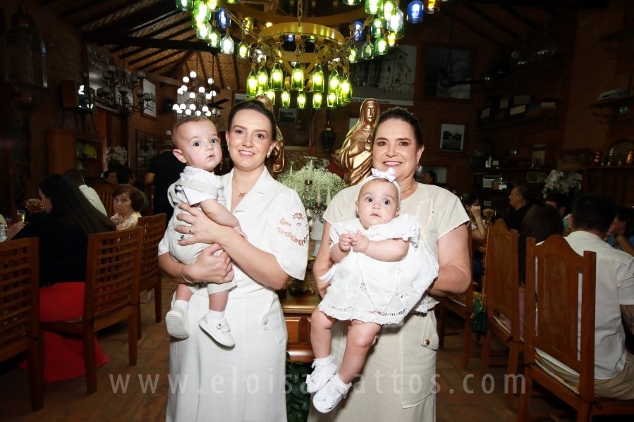 BATIZADO DOS GÊMEOS: JOSÉ MIGUEL E MARIA ALICE, COMEMORAÇÃO EM DOSE DUPLA. - Eloisa Mattos