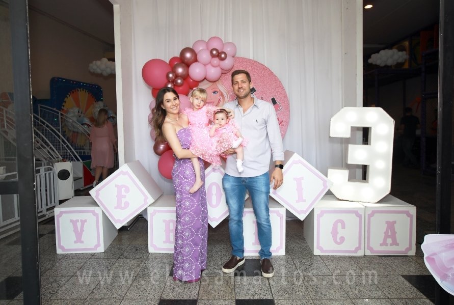 ANIVERSÁRIO DE 3 ANOS DA VERÔNICA – TEMA “BARBIE” - Eloisa Mattos