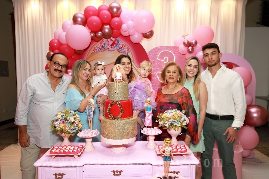 ANIVERSÁRIO DE 3 ANOS DA VERÔNICA – TEMA “BARBIE” - Eloisa Mattos