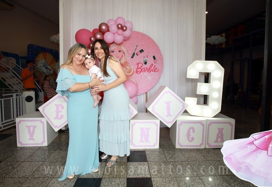 ANIVERSÁRIO DE 3 ANOS DA VERÔNICA – TEMA “BARBIE” - Eloisa Mattos