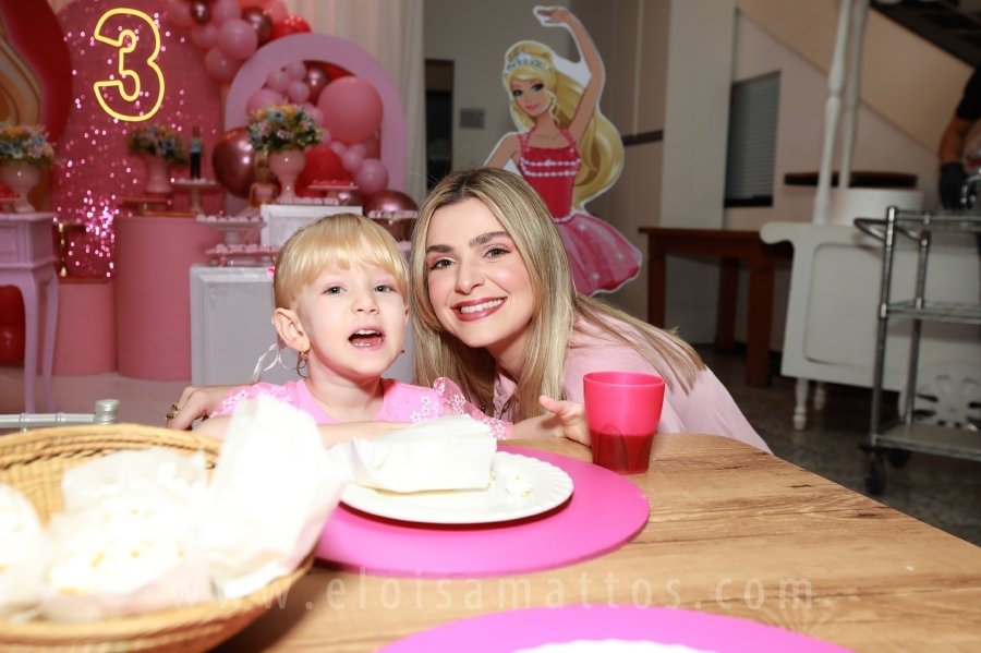 ANIVERSÁRIO DE 3 ANOS DA VERÔNICA – TEMA “BARBIE” - Eloisa Mattos