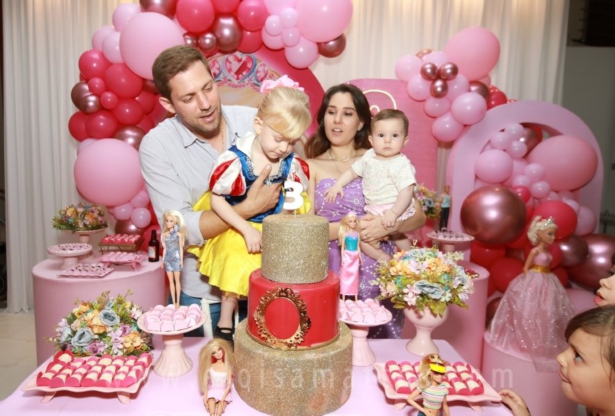 ANIVERSÁRIO DE 3 ANOS DA VERÔNICA – TEMA “BARBIE” - Eloisa Mattos