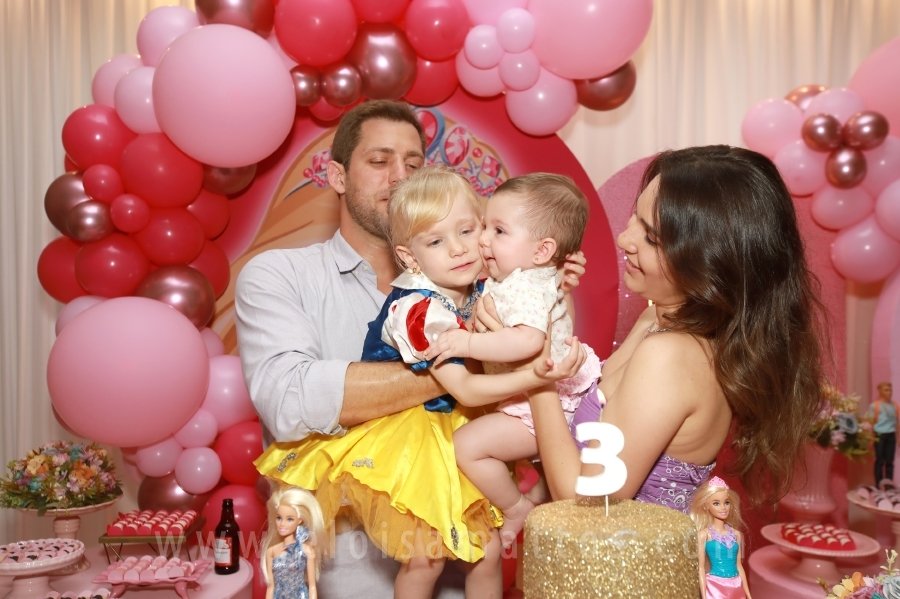 ANIVERSÁRIO DE 3 ANOS DA VERÔNICA – TEMA “BARBIE” - Eloisa Mattos