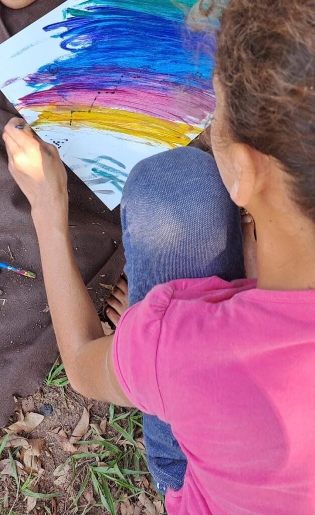 Aldeia Materna Lembra Que Dia das Crianças Merece Brincadeiras, Mas Também Merece Reflexão
