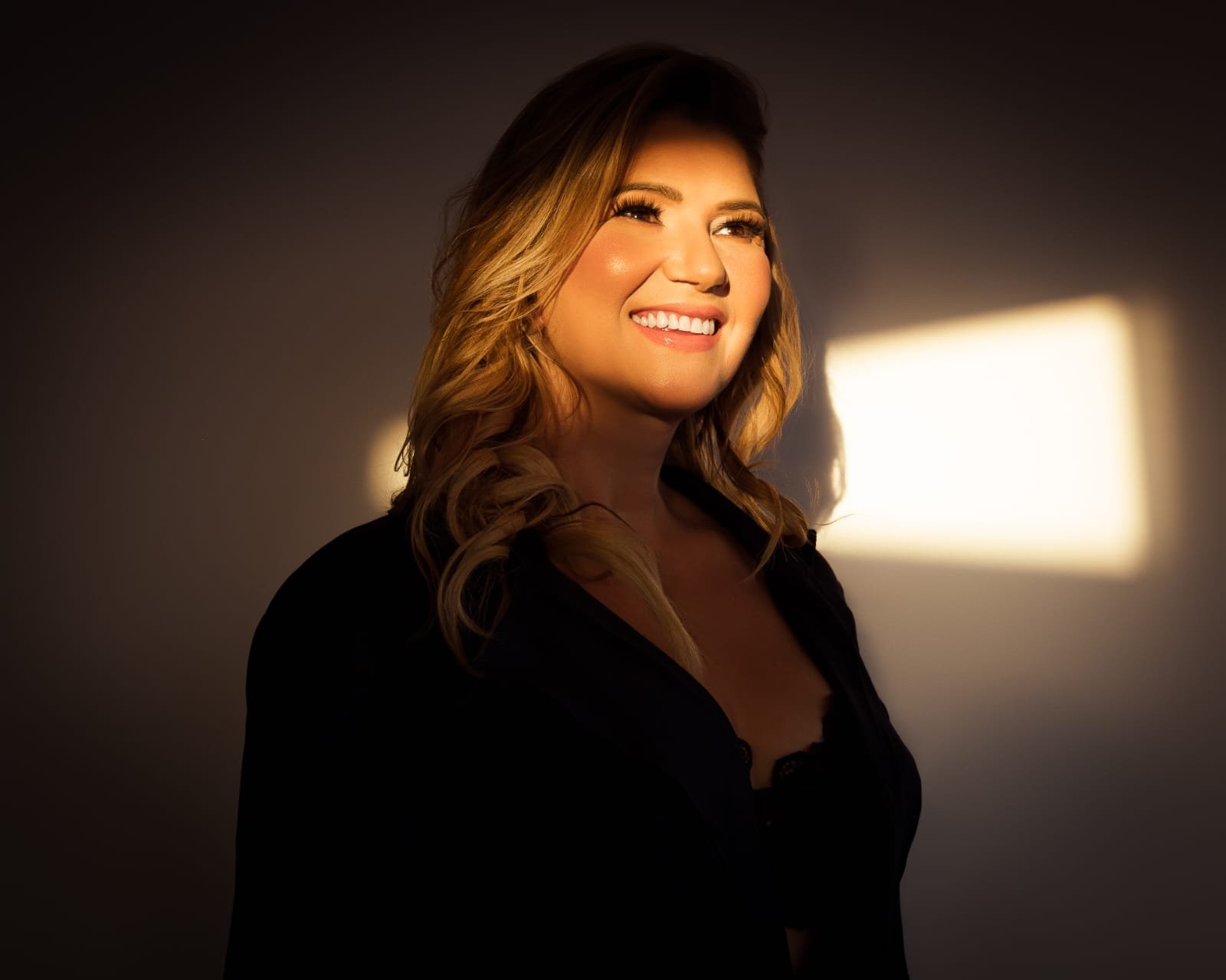 ARTISTAS E BOLETOS – APRESENTAM A REALIDADE DO ARTISTA VISUAL EM RIO PRETO