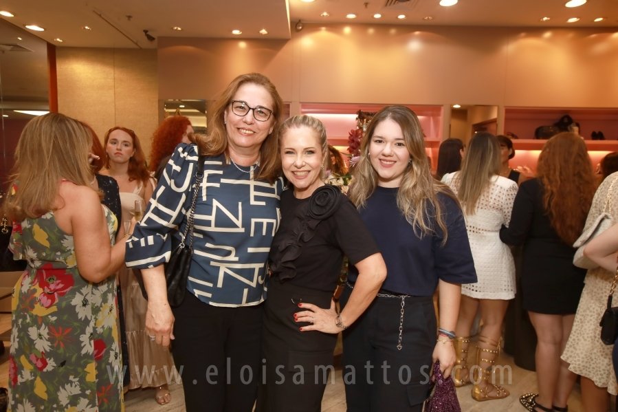 LESSÔ CALÇADOS – 40 ANOS DE SUCESSO – RIOPRETO SHOPPING - Eloisa Mattos