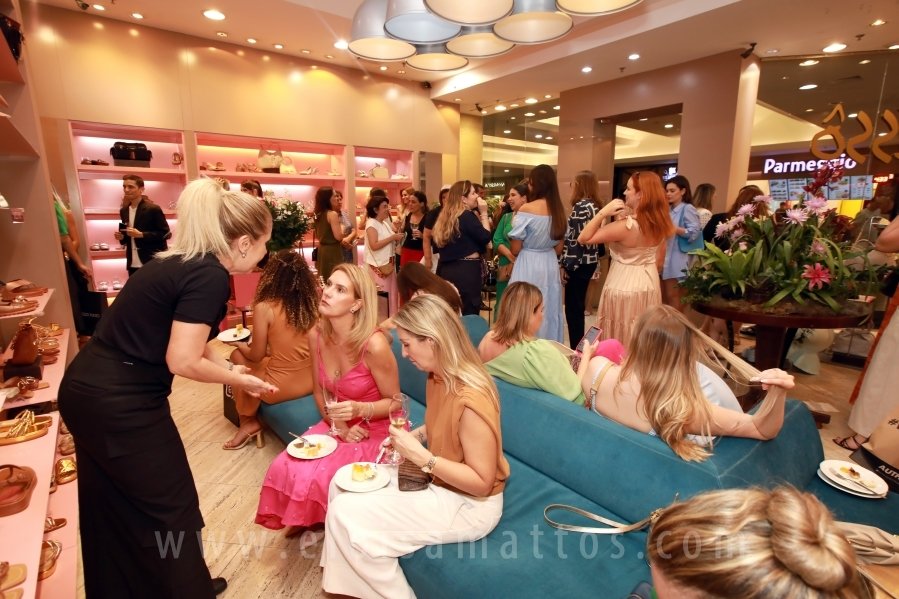 LESSÔ CALÇADOS – 40 ANOS DE SUCESSO – RIOPRETO SHOPPING - Eloisa Mattos