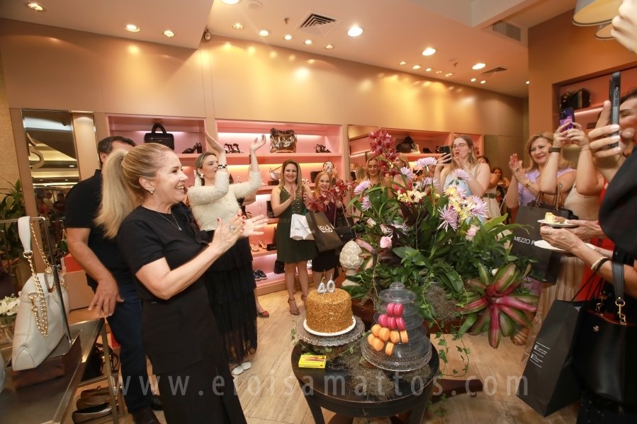 LESSÔ CALÇADOS – 40 ANOS DE SUCESSO – RIOPRETO SHOPPING - Eloisa Mattos