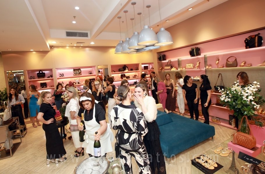 LESSÔ CALÇADOS – 40 ANOS DE SUCESSO – RIOPRETO SHOPPING - Eloisa Mattos