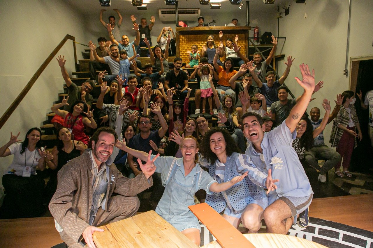 CIA FÁBRICA DE SONHOS DIVULGA ESPETÁCULOS SELECIONADOS PARA O FESTIVAL EM JANEIRO TEATRO PARA CRIANÇAS É O MAIOR BARATO