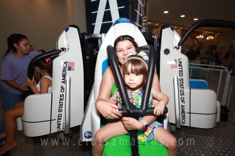 ANIVERSÁRIO DE 3 ANOS DA BELLA – MUNDO KIDS BUFFET - Eloisa Mattos