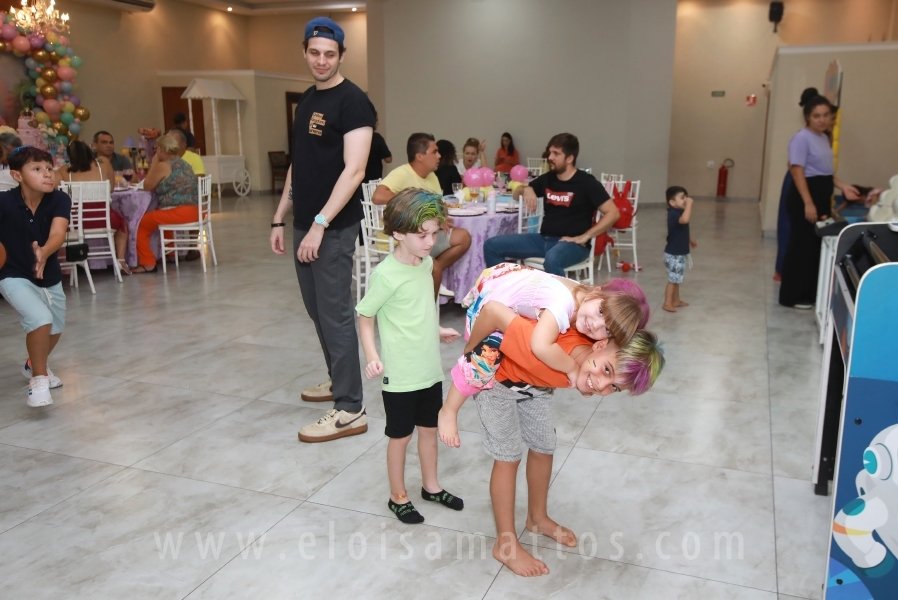 ANIVERSÁRIO DE 3 ANOS DA BELLA – MUNDO KIDS BUFFET - Eloisa Mattos