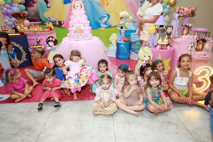 ANIVERSÁRIO DE 3 ANOS DA BELLA – MUNDO KIDS BUFFET - Eloisa Mattos