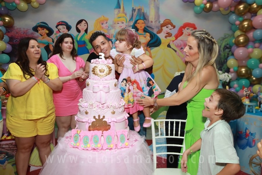 ANIVERSÁRIO DE 3 ANOS DA BELLA – MUNDO KIDS BUFFET - Eloisa Mattos