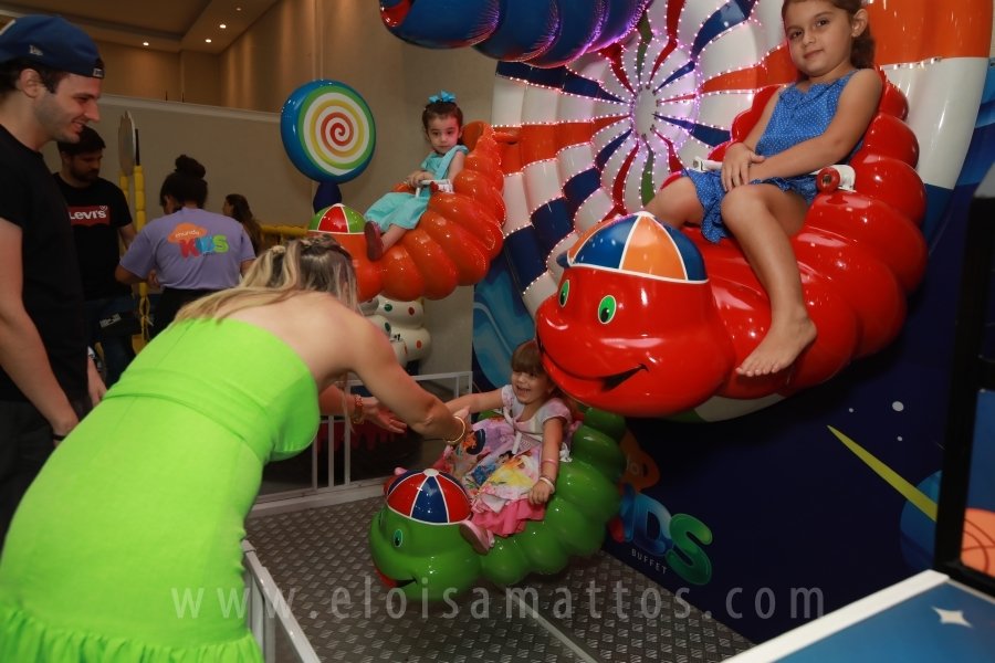 ANIVERSÁRIO DE 3 ANOS DA BELLA – MUNDO KIDS BUFFET - Eloisa Mattos