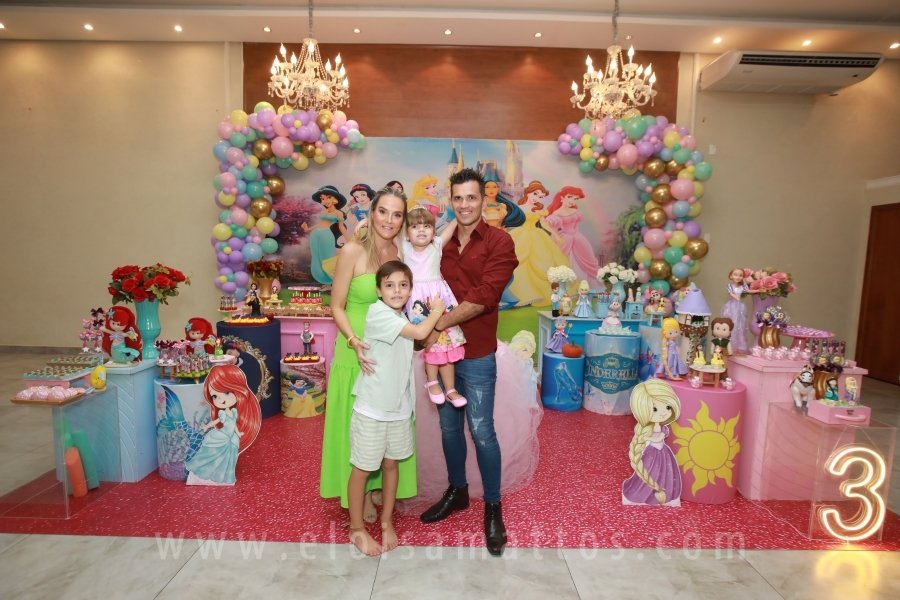 ANIVERSÁRIO DE 3 ANOS DA BELLA – MUNDO KIDS BUFFET - Eloisa Mattos