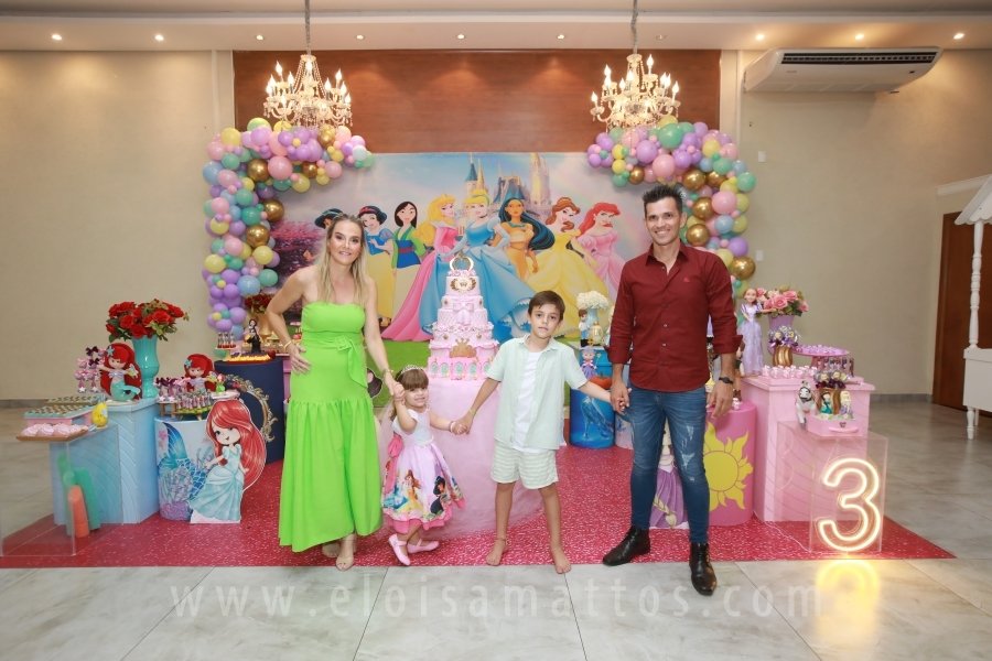 ANIVERSÁRIO DE 3 ANOS DA BELLA – MUNDO KIDS BUFFET - Eloisa Mattos