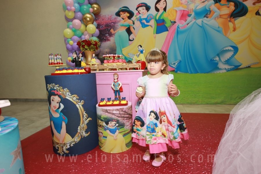 ANIVERSÁRIO DE 3 ANOS DA BELLA – MUNDO KIDS BUFFET - Eloisa Mattos