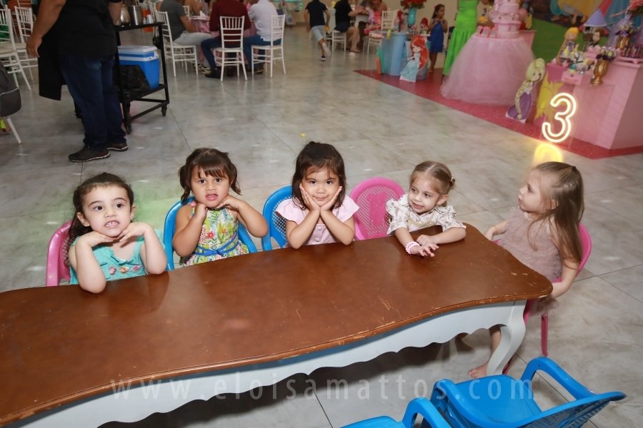 ANIVERSÁRIO DE 3 ANOS DA BELLA – MUNDO KIDS BUFFET - Eloisa Mattos