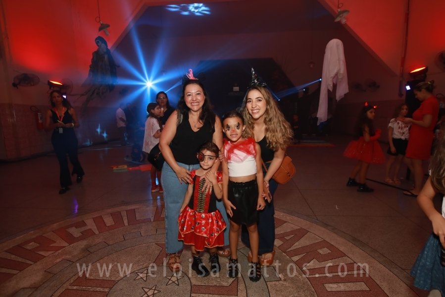 HOUNTED HOUSE – 30ª EDIÇÃO DO HALLOWEEN CNA - Eloisa Mattos