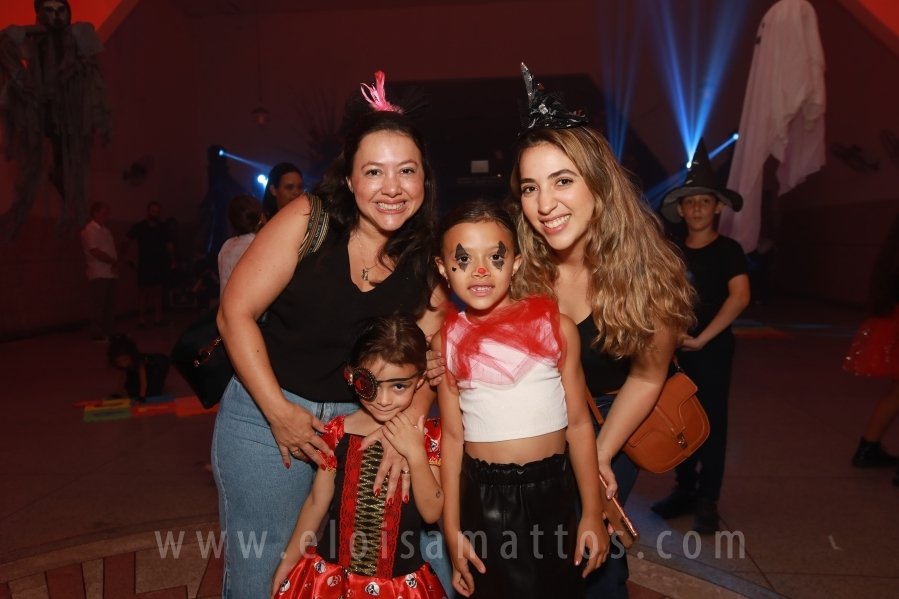 HOUNTED HOUSE – 30ª EDIÇÃO DO HALLOWEEN CNA - Eloisa Mattos