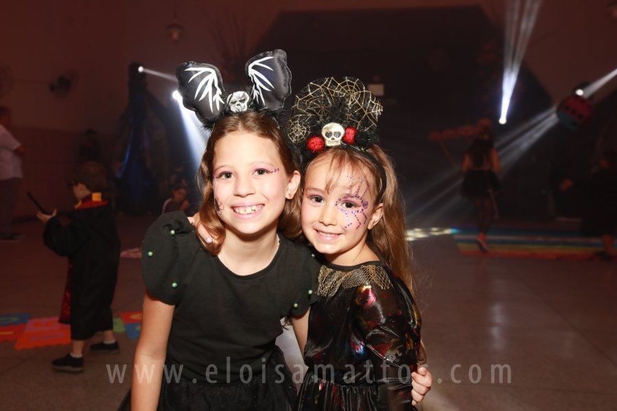HOUNTED HOUSE – 30ª EDIÇÃO DO HALLOWEEN CNA - Eloisa Mattos