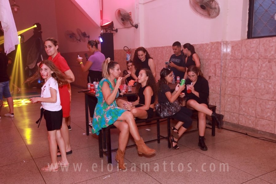 HOUNTED HOUSE – 30ª EDIÇÃO DO HALLOWEEN CNA - Eloisa Mattos