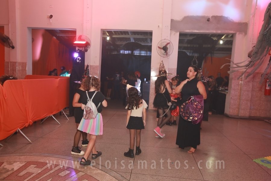 HOUNTED HOUSE – 30ª EDIÇÃO DO HALLOWEEN CNA - Eloisa Mattos